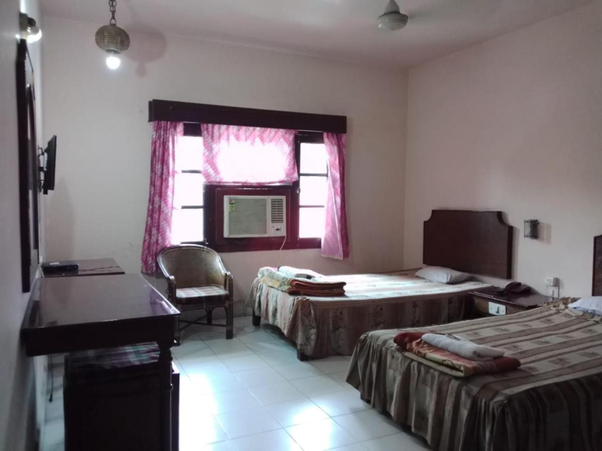 Hotel Indsurya Dibrugarh Esterno foto