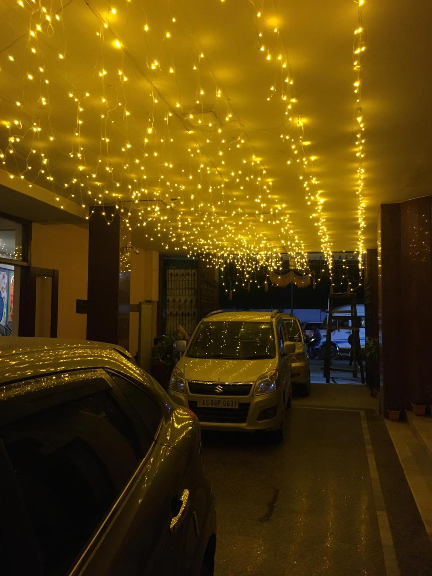 Hotel Indsurya Dibrugarh Esterno foto